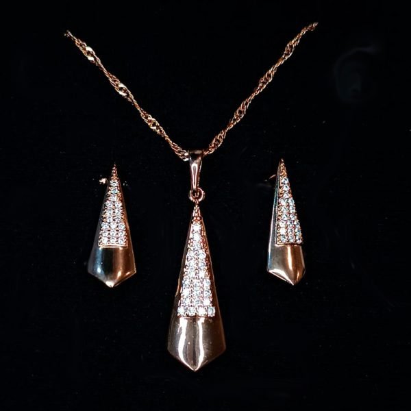 Dije y aretes pirámide con zirconias 14K-23