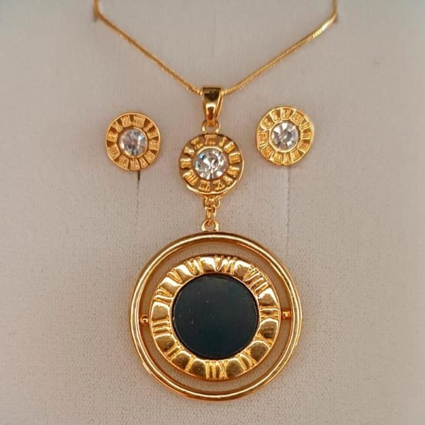 Dije y Aretes redondo negro con zirconias 14K-6